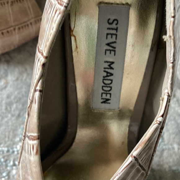 Steve Madden tan pumps 6 - Picture 2 of 6